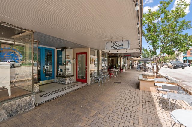 365 County Road 153, Georgetown, TX 78626