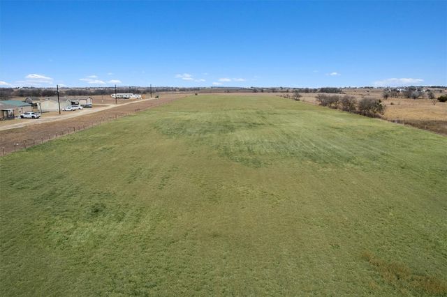 365 County Road 153, Georgetown, TX 78626