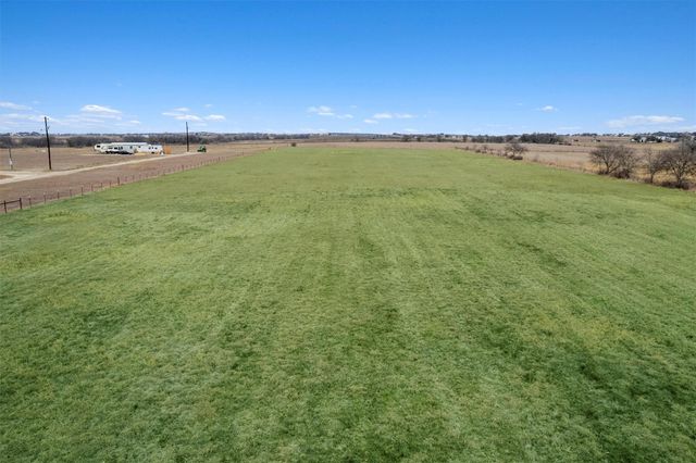 365 County Road 153, Georgetown, TX 78626