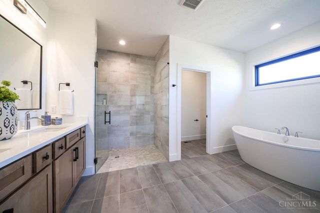 1214 Normandy Rue, Clearcreek Twp., OH 45458