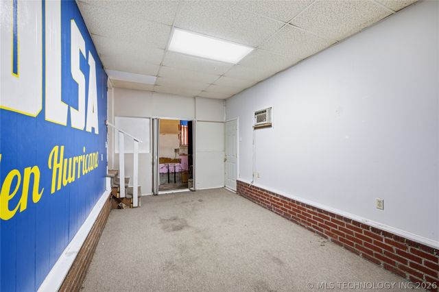 2747 E 4th Street, Tulsa, OK 74104