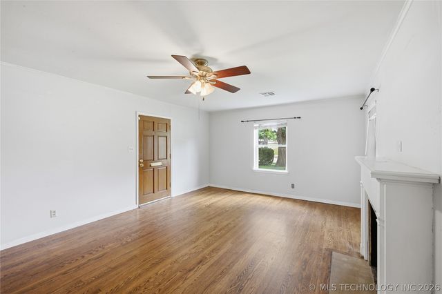2747 E 4th Street, Tulsa, OK 74104