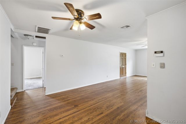 2747 E 4th Street, Tulsa, OK 74104