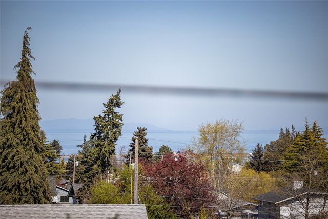 817 W 13th Street, Port Angeles, WA 98363