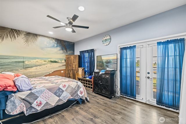 817 W 13th Street, Port Angeles, WA 98363