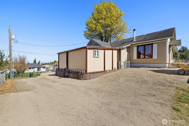 817 W 13th Street, Port Angeles, WA 98363