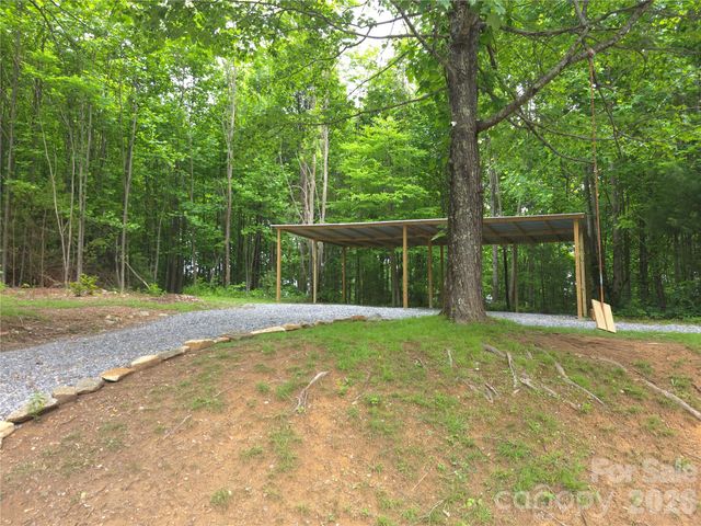 826 Shumont Road, Black Mountain, NC 28711