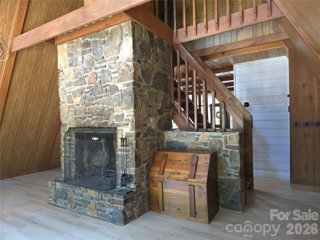 826 Shumont Road, Black Mountain, NC 28711