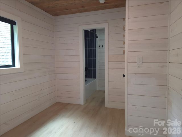 826 Shumont Road, Black Mountain, NC 28711