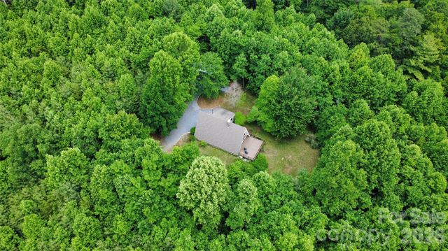826 Shumont Road, Black Mountain, NC 28711
