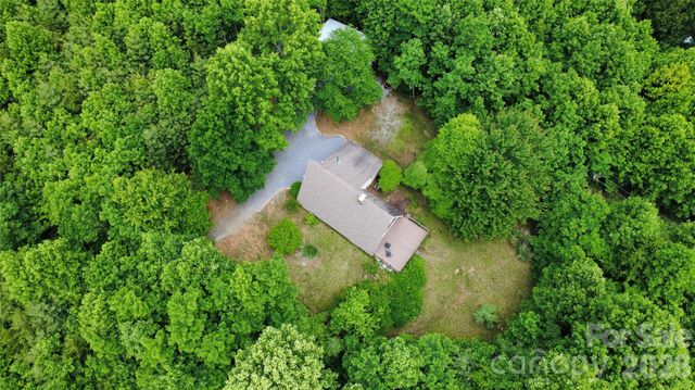 826 Shumont Road, Black Mountain, NC 28711