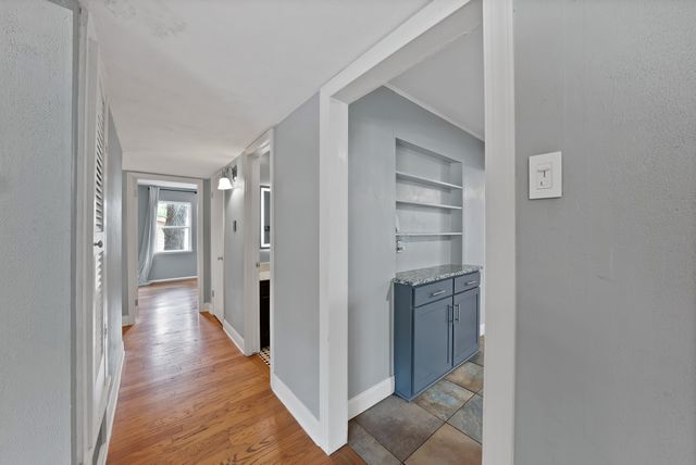 1510 Ravenwood Drive, Arlington, TX 76013