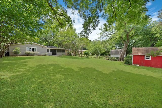 1510 Ravenwood Drive, Arlington, TX 76013