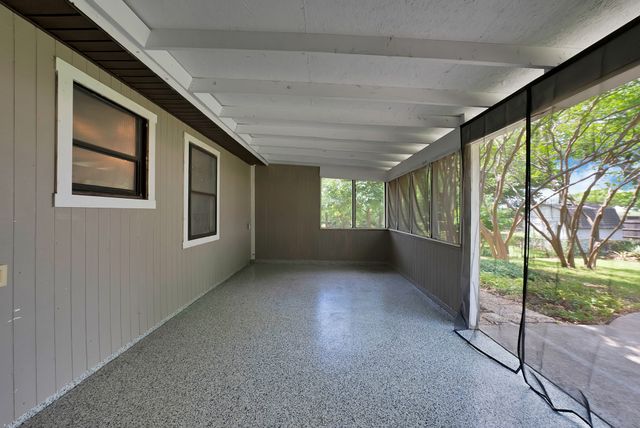 1510 Ravenwood Drive, Arlington, TX 76013