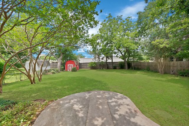 1510 Ravenwood Drive, Arlington, TX 76013