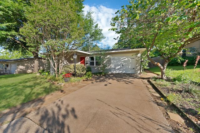 1510 Ravenwood Drive, Arlington, TX 76013