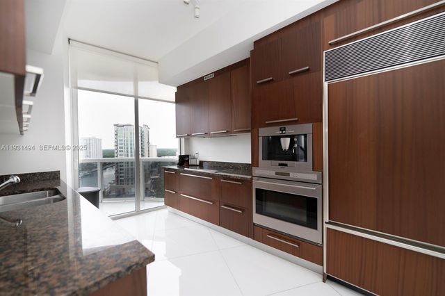 15901 Collins Ave 1005, Sunny Isles Beach, FL 33160