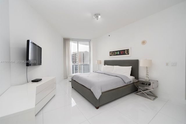 15901 Collins Ave 1005, Sunny Isles Beach, FL 33160