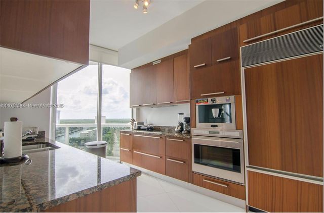 15901 Collins Ave 1005, Sunny Isles Beach, FL 33160