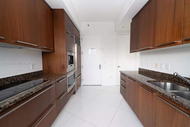 15901 Collins Ave 1005, Sunny Isles Beach, FL 33160