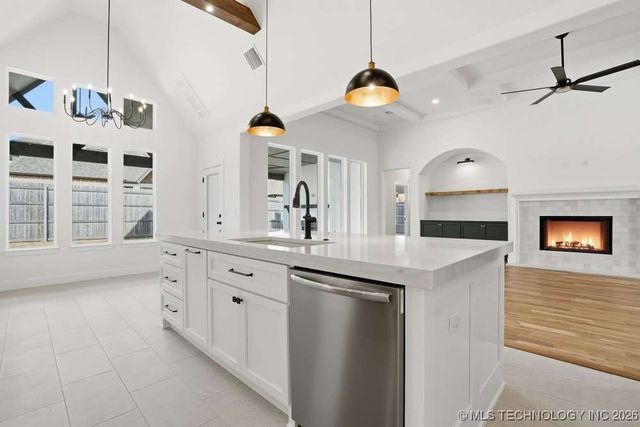 16805 E 43rd Street, Tulsa, OK 74134