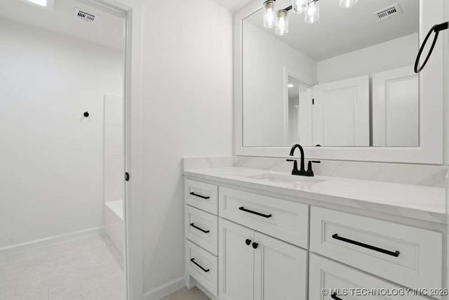 16805 E 43rd Street, Tulsa, OK 74134