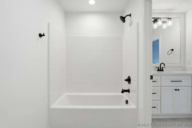 16805 E 43rd Street, Tulsa, OK 74134