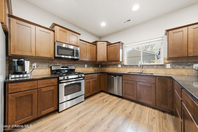 3250 N Durrow LOOP, Post Falls, ID 83854