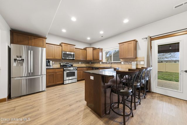 3250 N Durrow LOOP, Post Falls, ID 83854