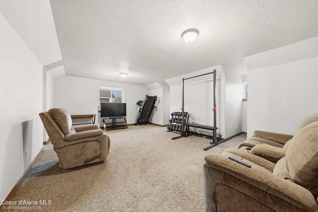 3250 N Durrow LOOP, Post Falls, ID 83854