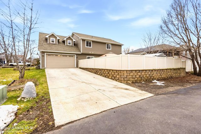 3250 N Durrow LOOP, Post Falls, ID 83854