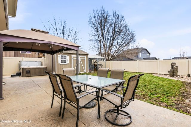 3250 N Durrow LOOP, Post Falls, ID 83854