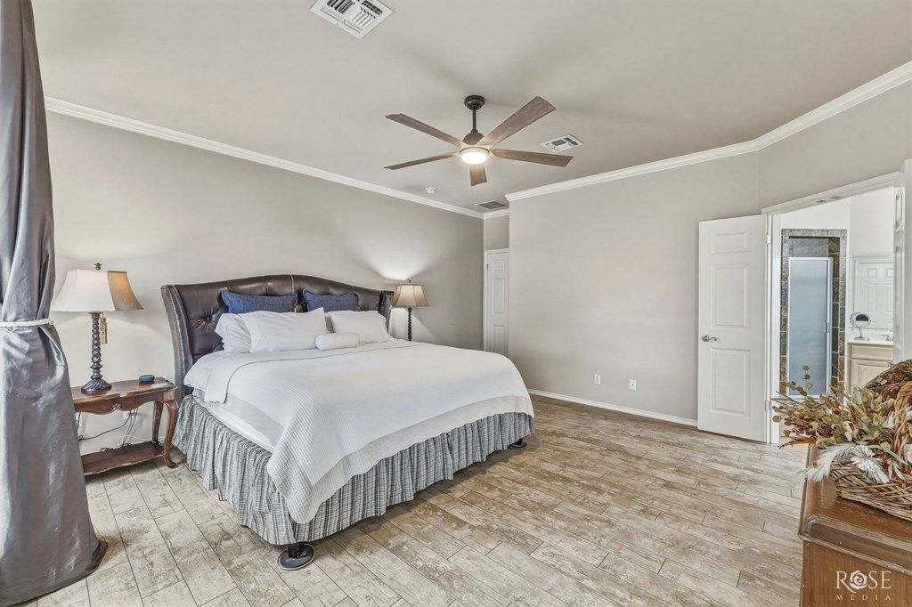 Image 9 of property listing at 1209 Ashford Dr, San Angelo, TX 76901