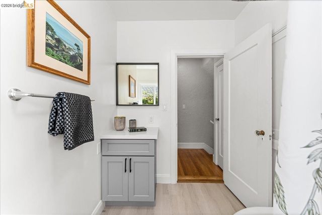 2148 Curtis St, Berkeley, CA 94702