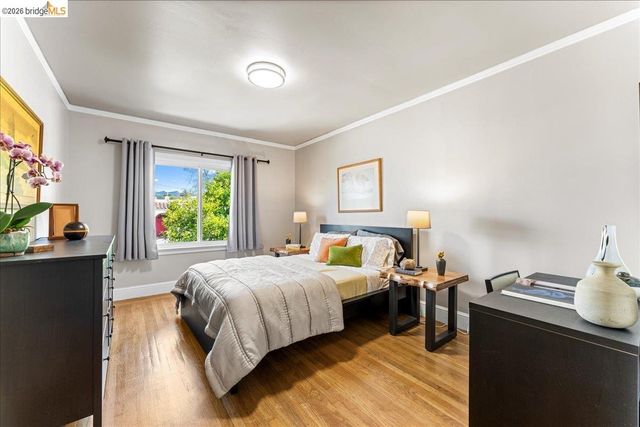 2148 Curtis St, Berkeley, CA 94702