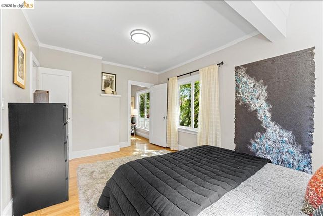 2148 Curtis St, Berkeley, CA 94702