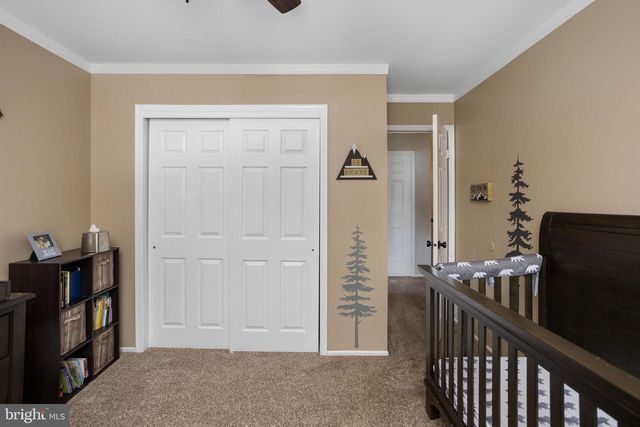 10 ROBERTS CT, Bordentown, NJ 08505