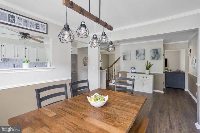 10 ROBERTS CT, Bordentown, NJ 08505