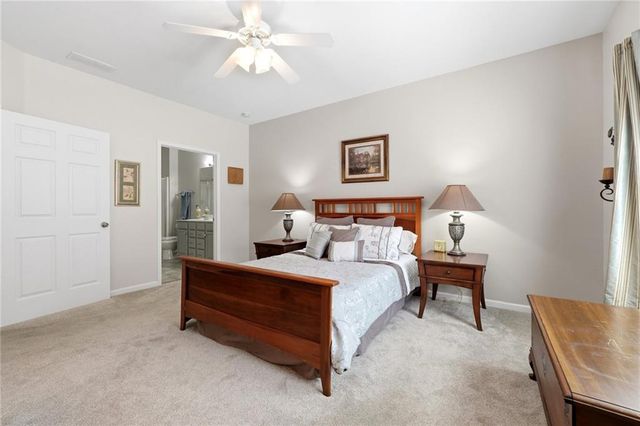 563 Sawnee Corners Drive, Cumming, GA 30040