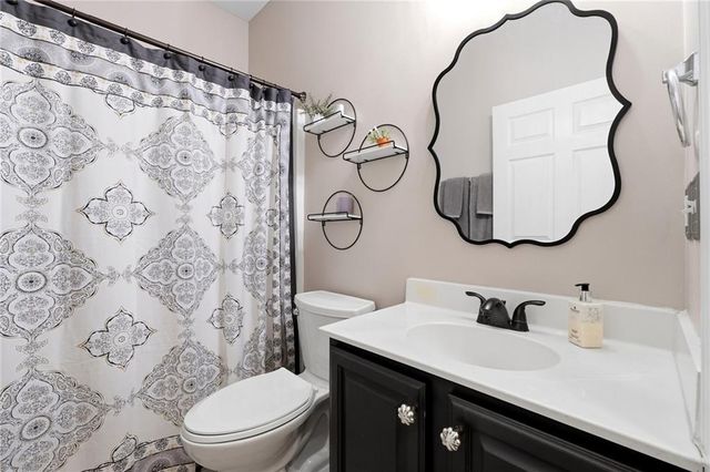 563 Sawnee Corners Drive, Cumming, GA 30040