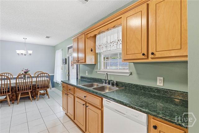 10 Michelle Court, Rincon, GA 31326