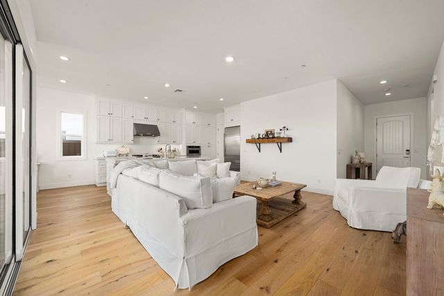 4279 Eagle View Way, Folsom, CA 95630