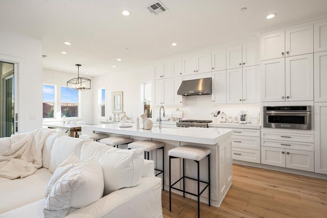 4279 Eagle View Way, Folsom, CA 95630