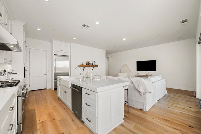 4279 Eagle View Way, Folsom, CA 95630