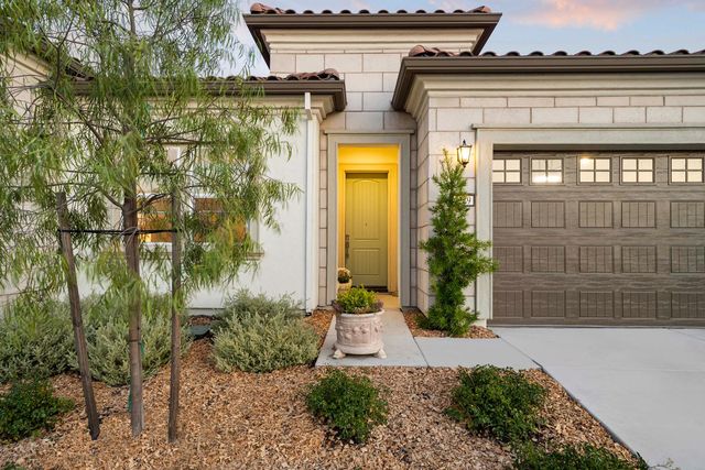 4279 Eagle View Way, Folsom, CA 95630