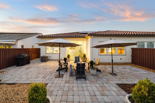 4279 Eagle View Way, Folsom, CA 95630