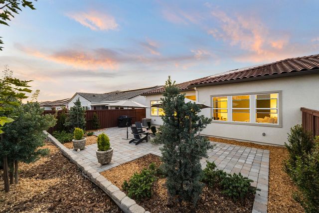 4279 Eagle View Way, Folsom, CA 95630