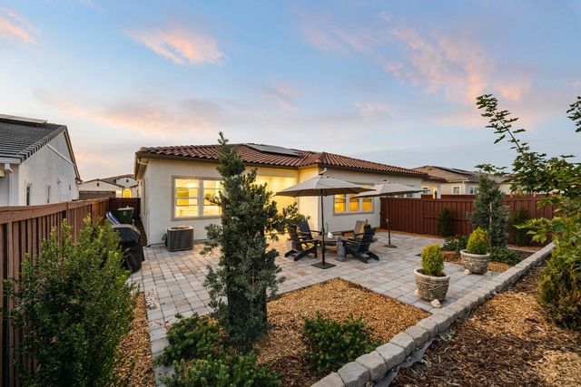 4279 Eagle View Way, Folsom, CA 95630