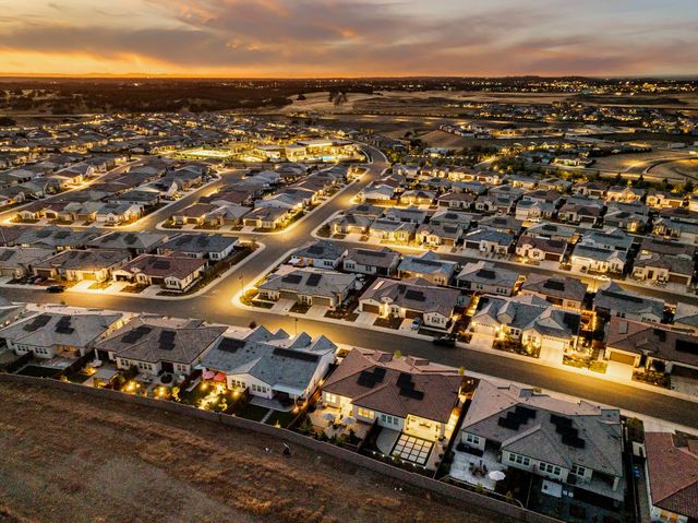 4279 Eagle View Way, Folsom, CA 95630