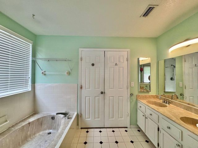 5333 CASA NUEVA DRIVE, New Port Richey, FL 34655